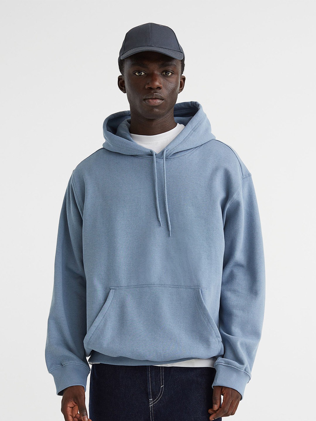 

H&M Men Solid Relaxed Fit Hoodie, Blue