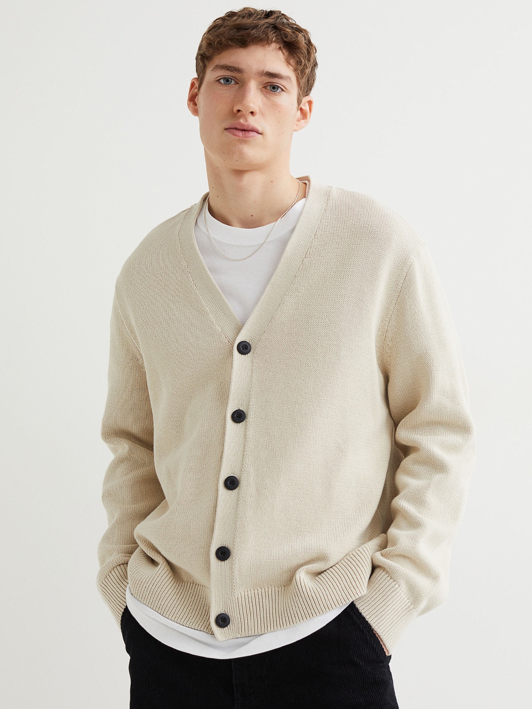 

H&M Men Relaxed Fit Fine-Knit Cardigan, Beige