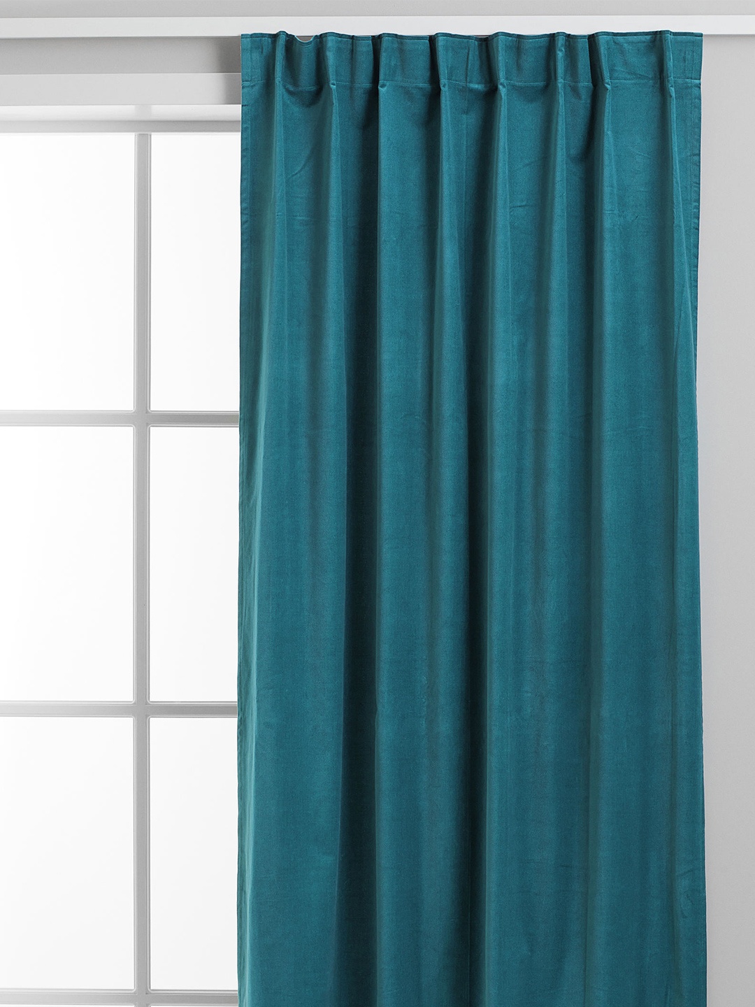 

H&M Turquoise Blue 2-Pack Velvet Curtain Lengths