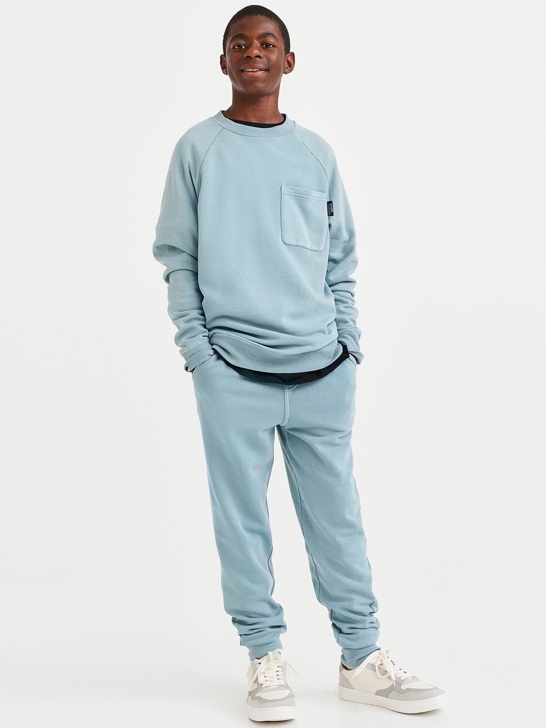 

H&M Boys Printed Joggers, Blue