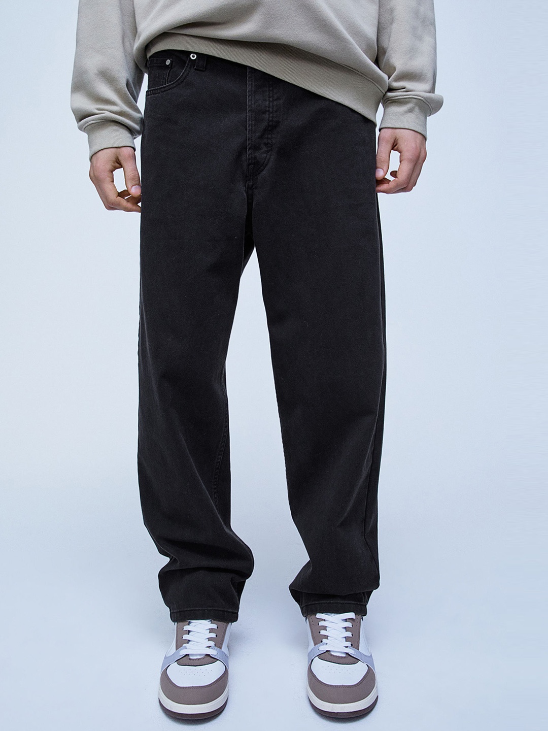 

H&M Men Loose Fit 5-Pocket Twill Trousers, Black