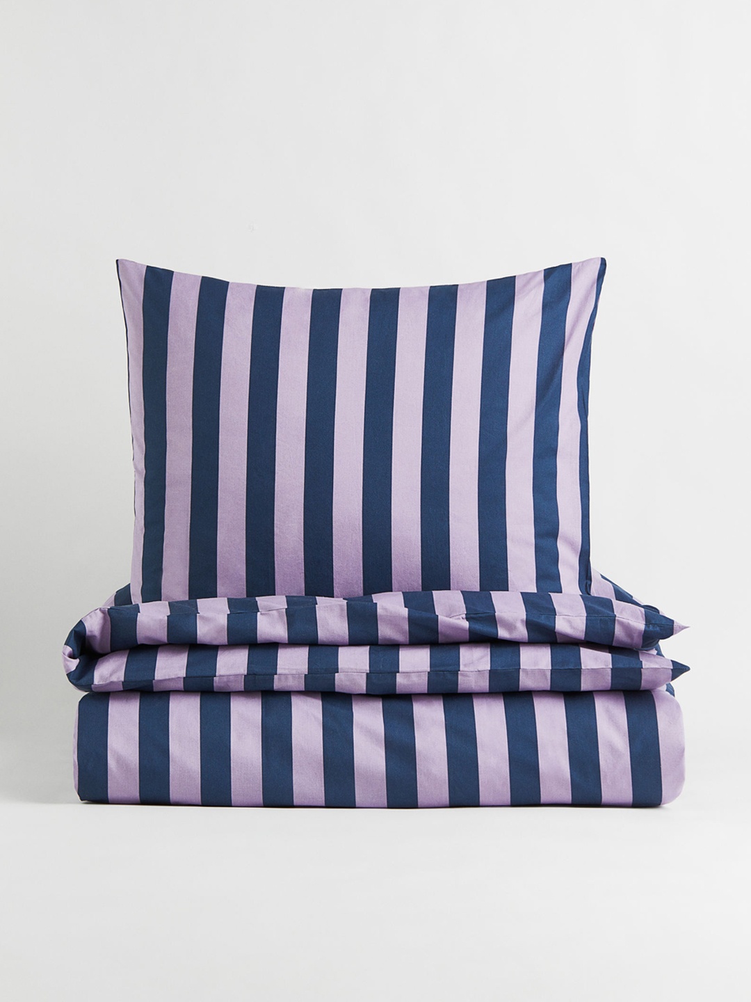 

H&M 144 TC Striped Single Duvet Cover Set, Blue