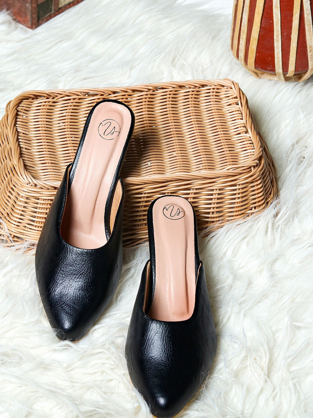 

NR By Nidhi Rathi Black Textured Leather Block Heel Mules
