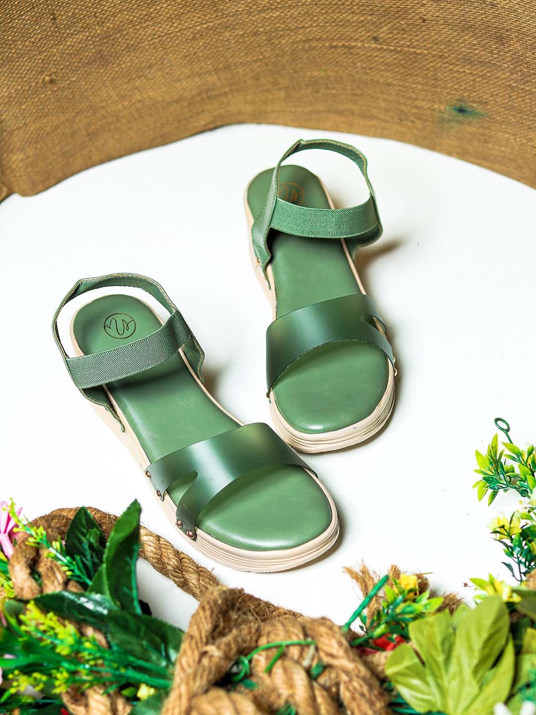 

NR By Nidhi Rathi Women Green & Beige Flatform Sandals