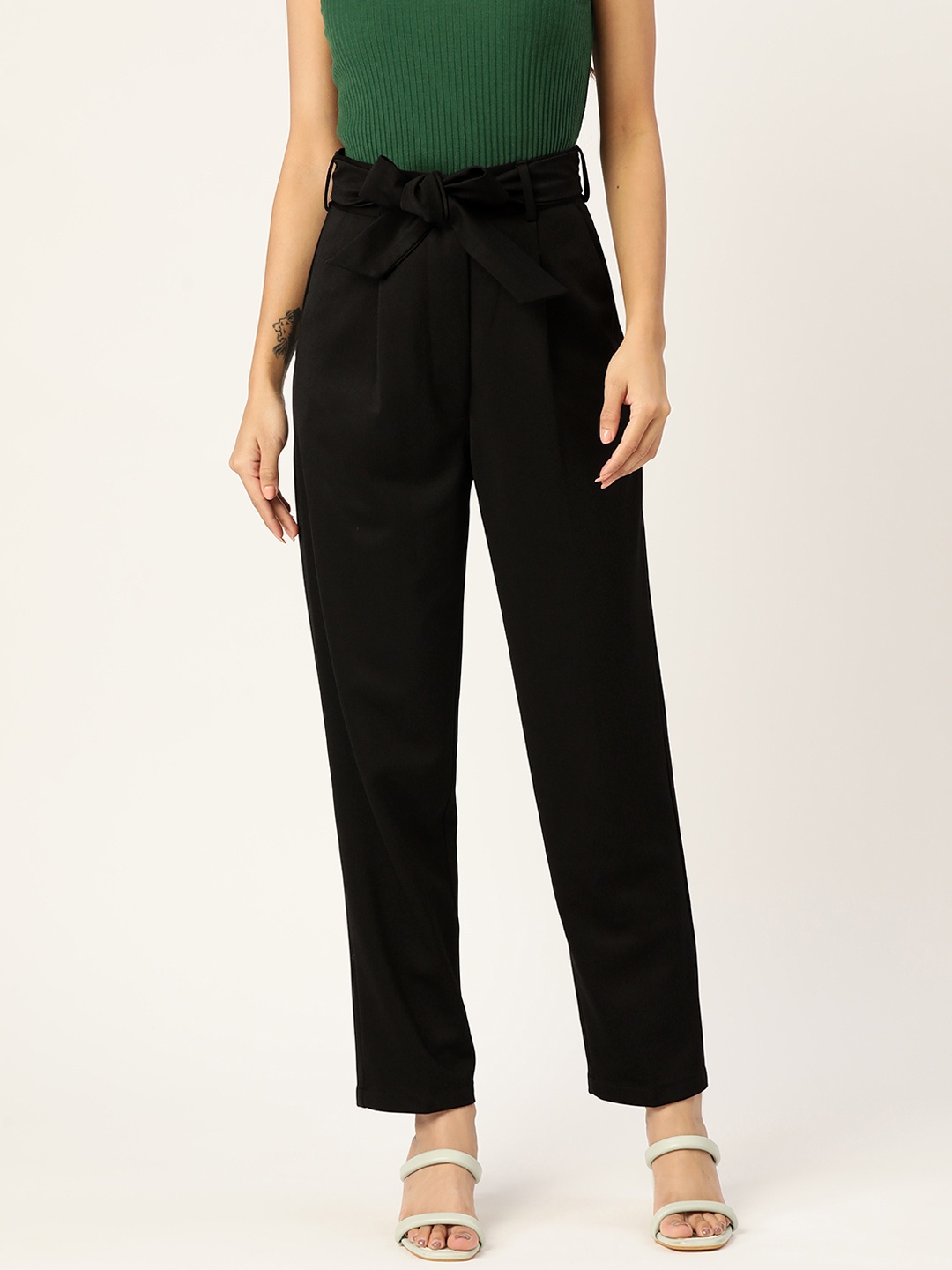 Zastraa Women Black Solid Smart Tapered Fit High-Rise Pleated Trousers