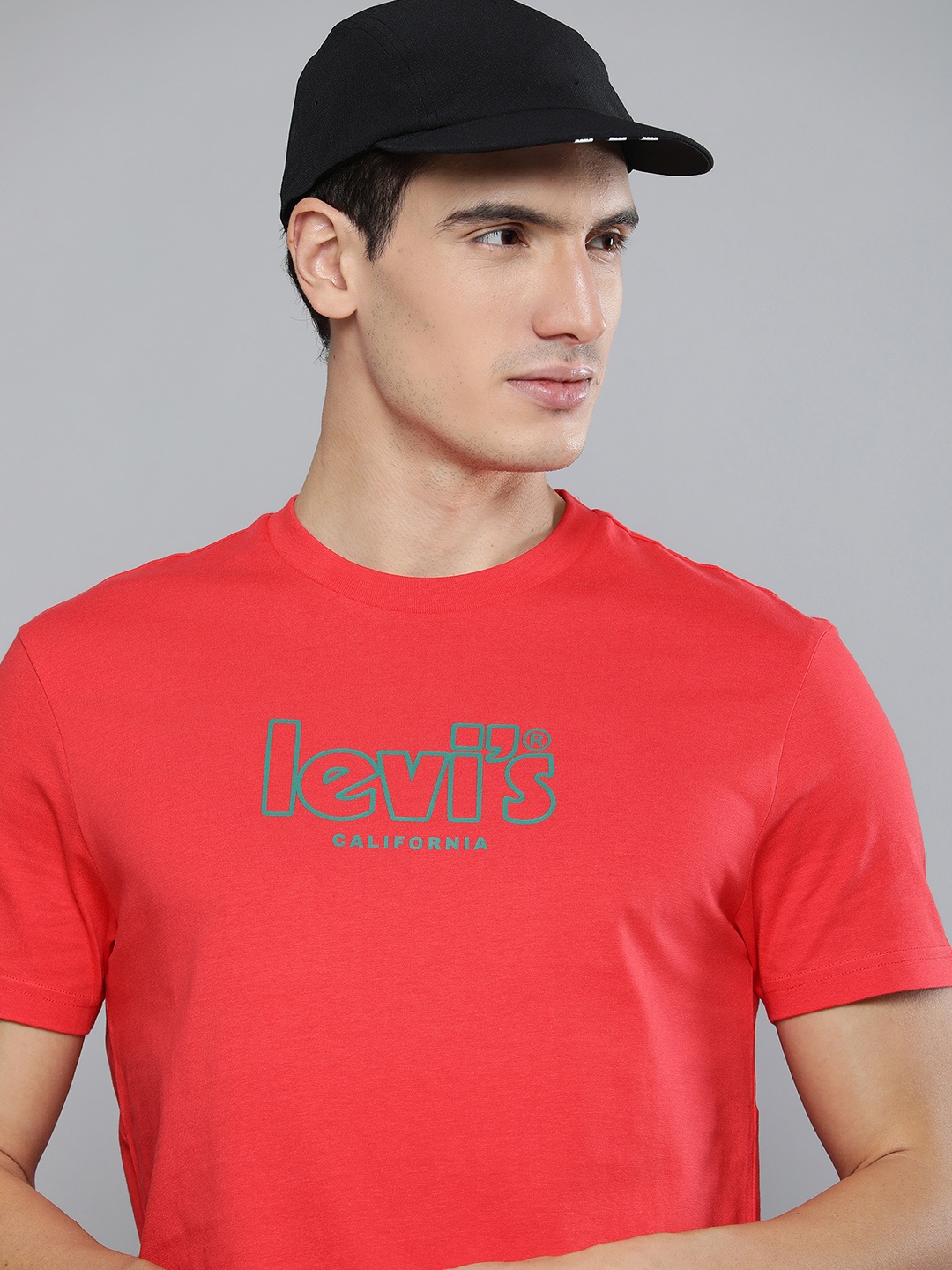 

Levis Men Brand Logo Printed Pure Cotton T-shirt, Red
