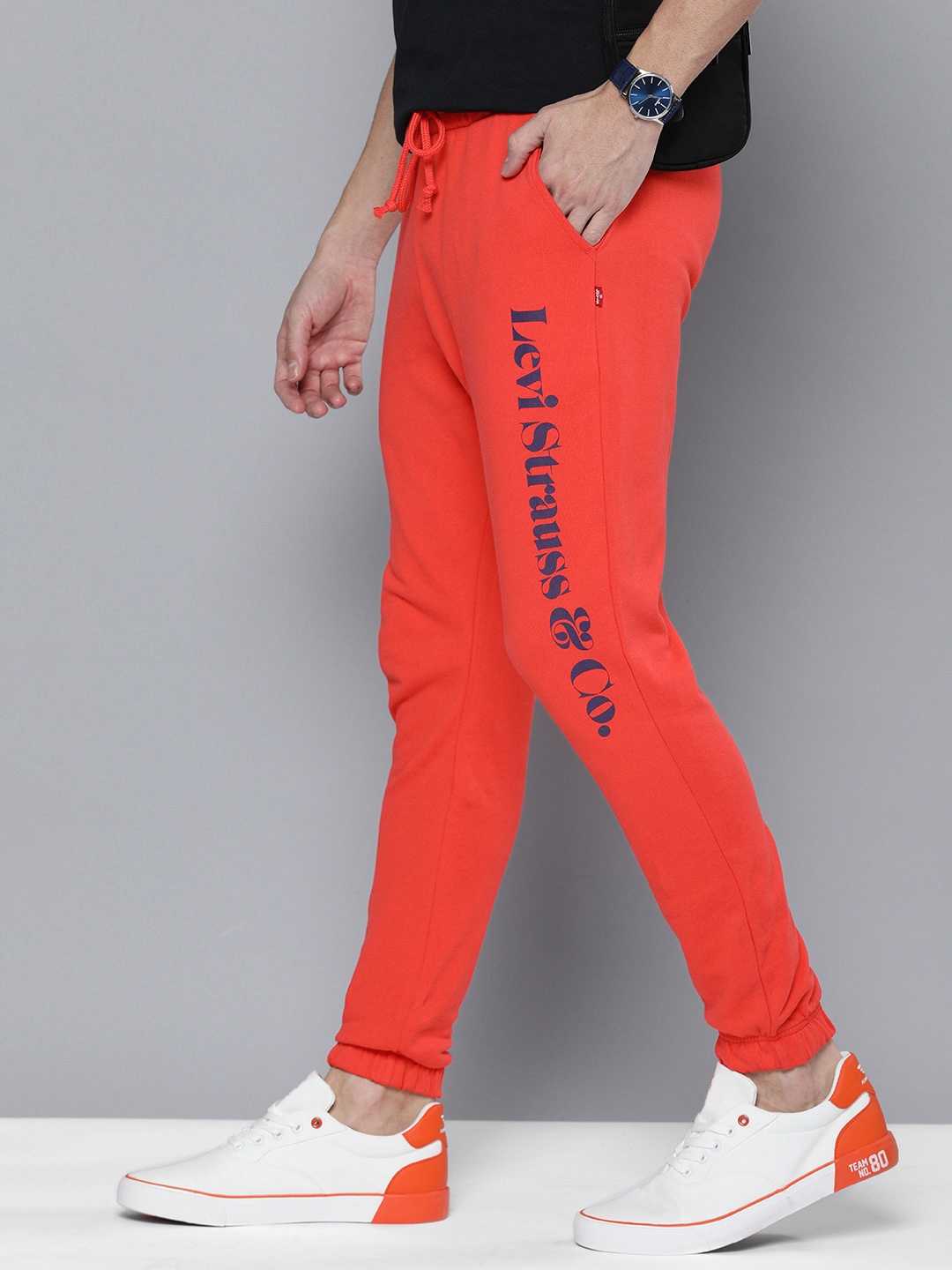 

Levis Men Brand Logo Typography Printed Pure Cotton Joggers With Drawstring Closure, Coral