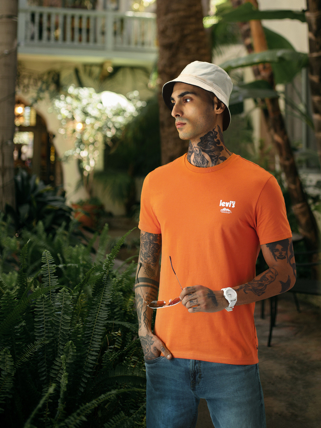 

Levis Men Brand Logo Printed Pure Cotton T-shirt, Orange