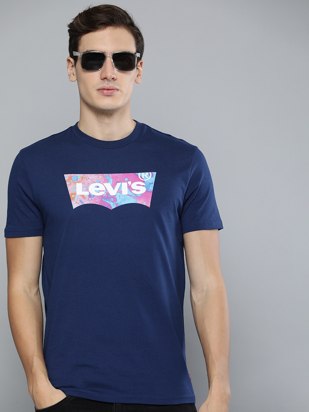 

Levis Men Pure Cotton Brand Logo Printed Round Neck T-shirt, Blue