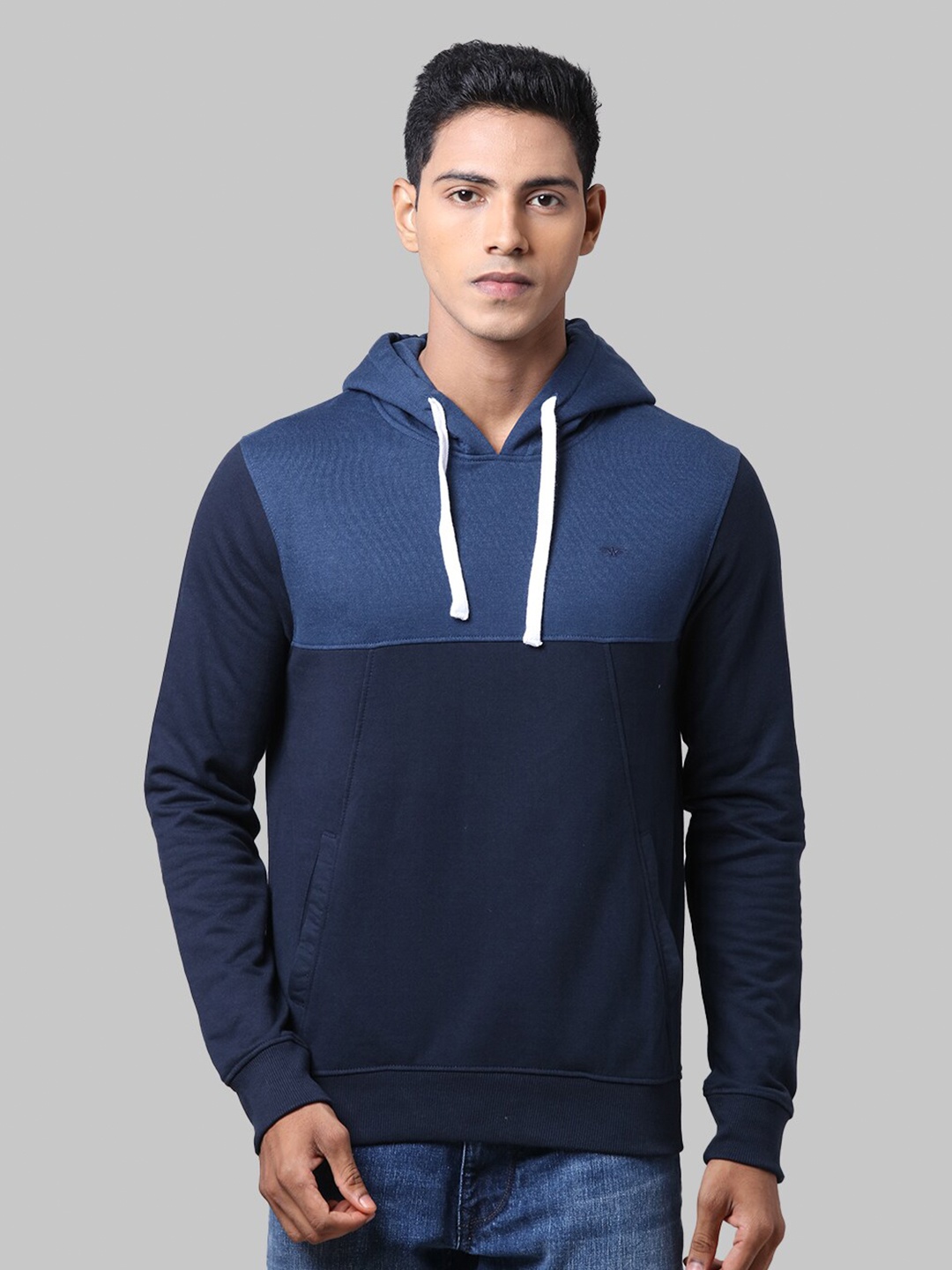 

Park Avenue Men Navy Blue & Blue Colourblocked Cotton Hooded Sweatshirt