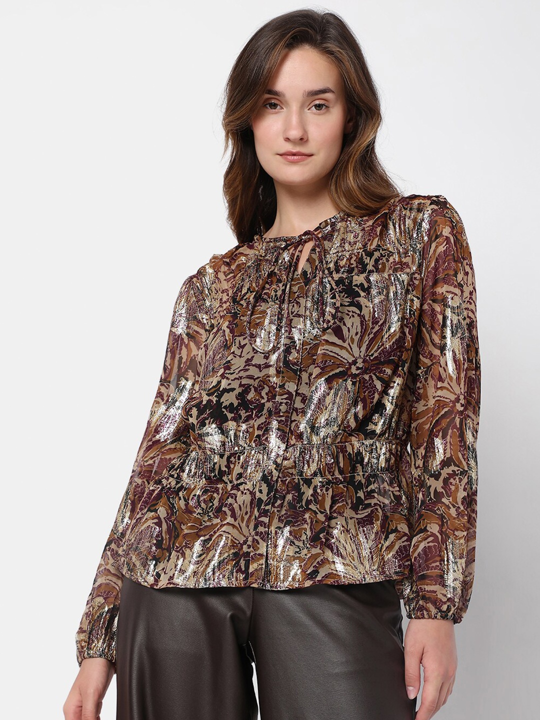 

Vero Moda Women Brown & Beige Floral Print Tie-Up Neck Top
