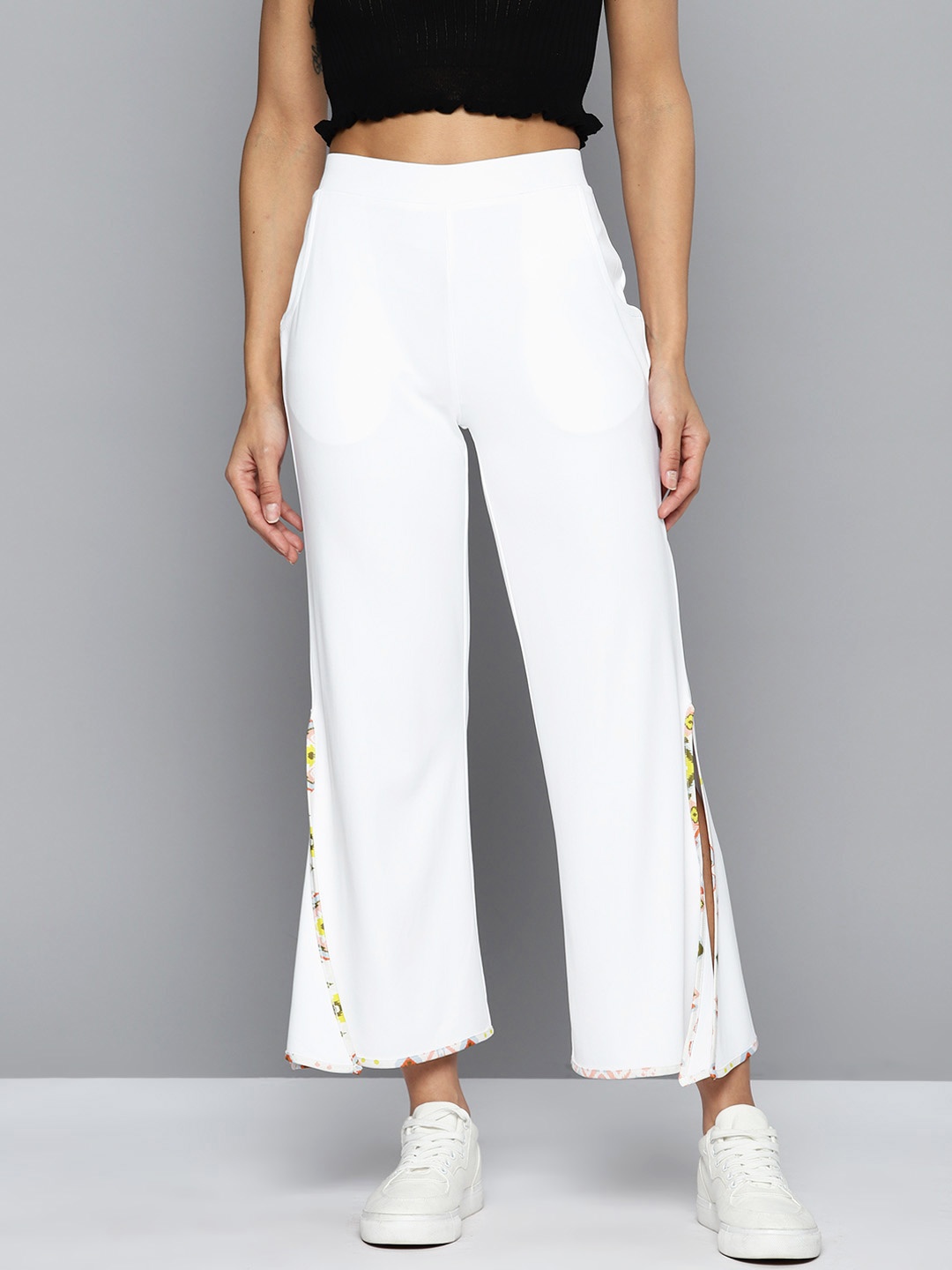 

HERE&NOW Women Trousers With Side Slit, White
