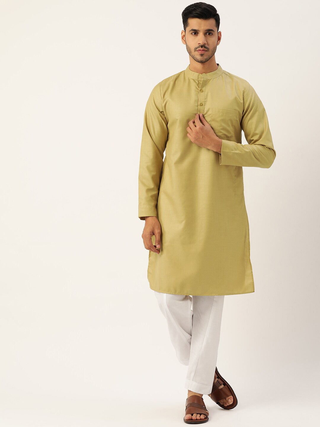 

Molly & Michel Men Green Solid Straight Fit Cotton Kurta