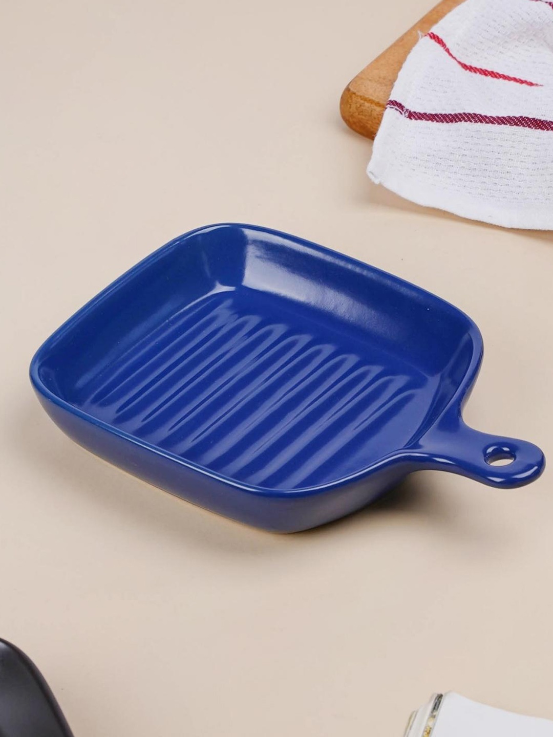 

Nestasia Blue Solid Microwave safe Ceramic Glossy Grill Plate