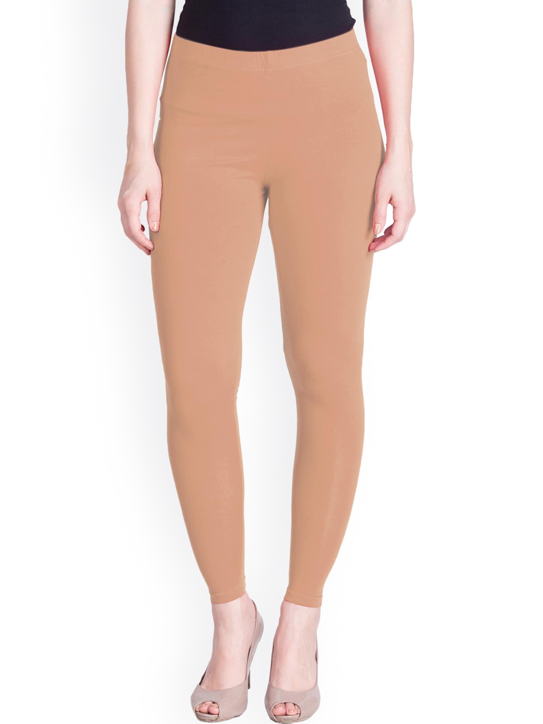 

LYRA Women Peach-Coloured Solid Ankle-Length Leggings