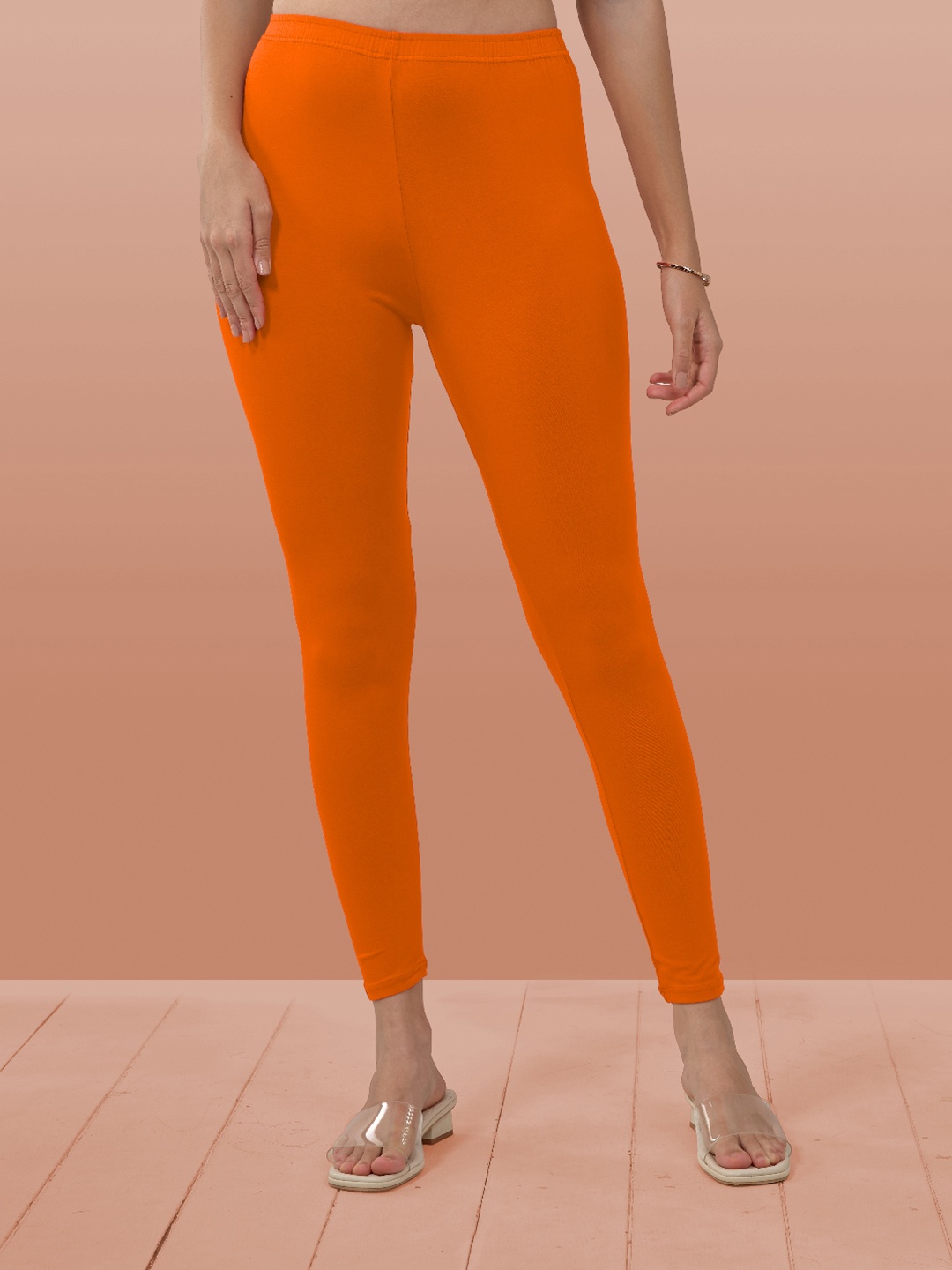 

LYRA Women Orange Solid Ankle-Length Leggings