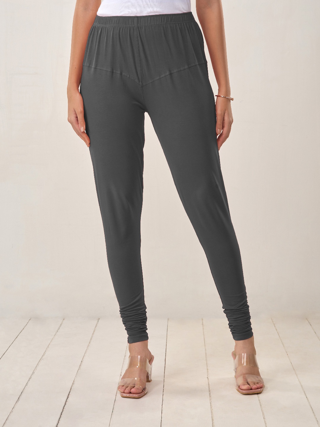 

LYRA Women Grey Solid Churidar-Length Leggings