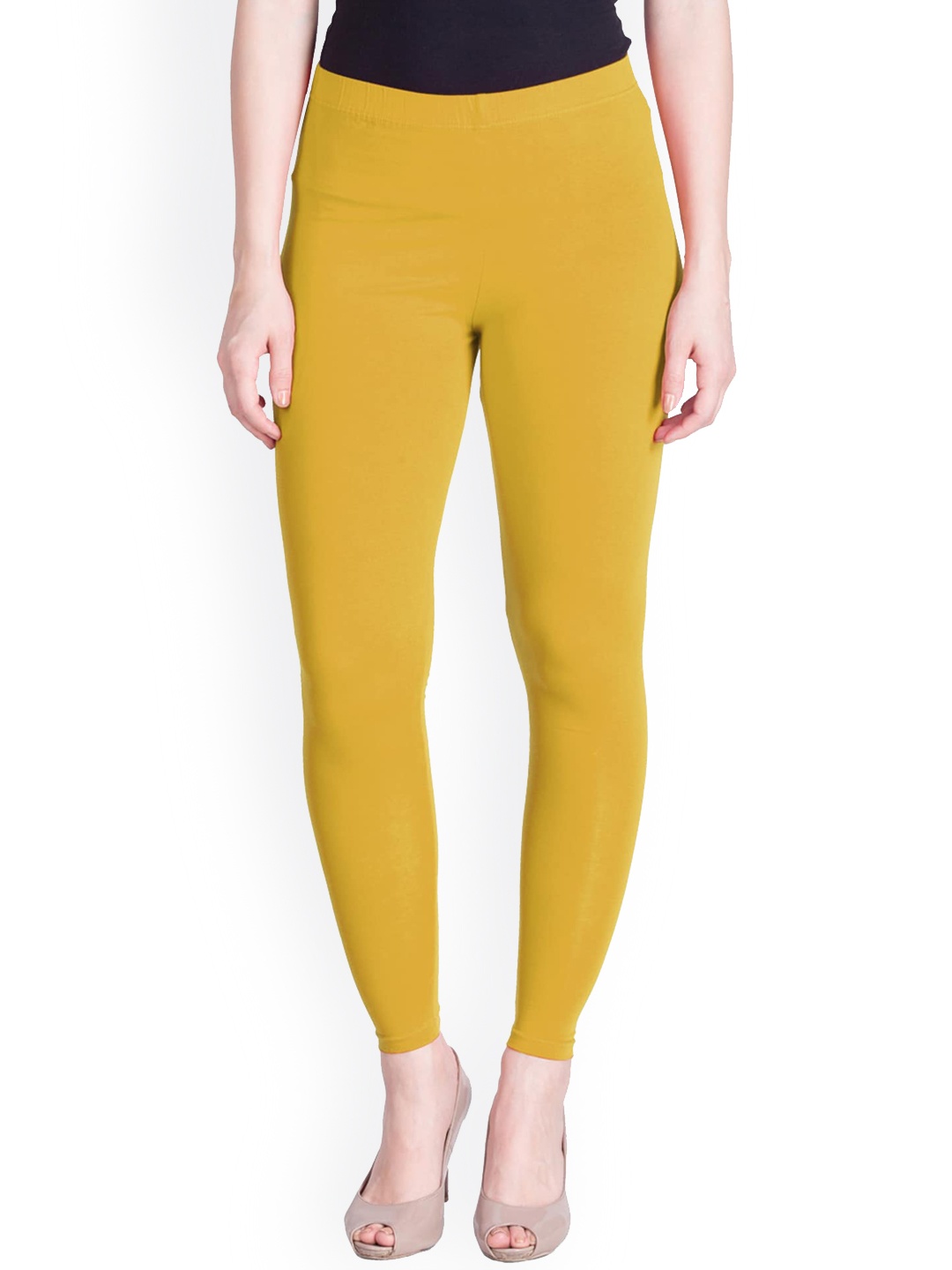 

LYRA Women Gold-Toned Solid Ankle-Length Leggings
