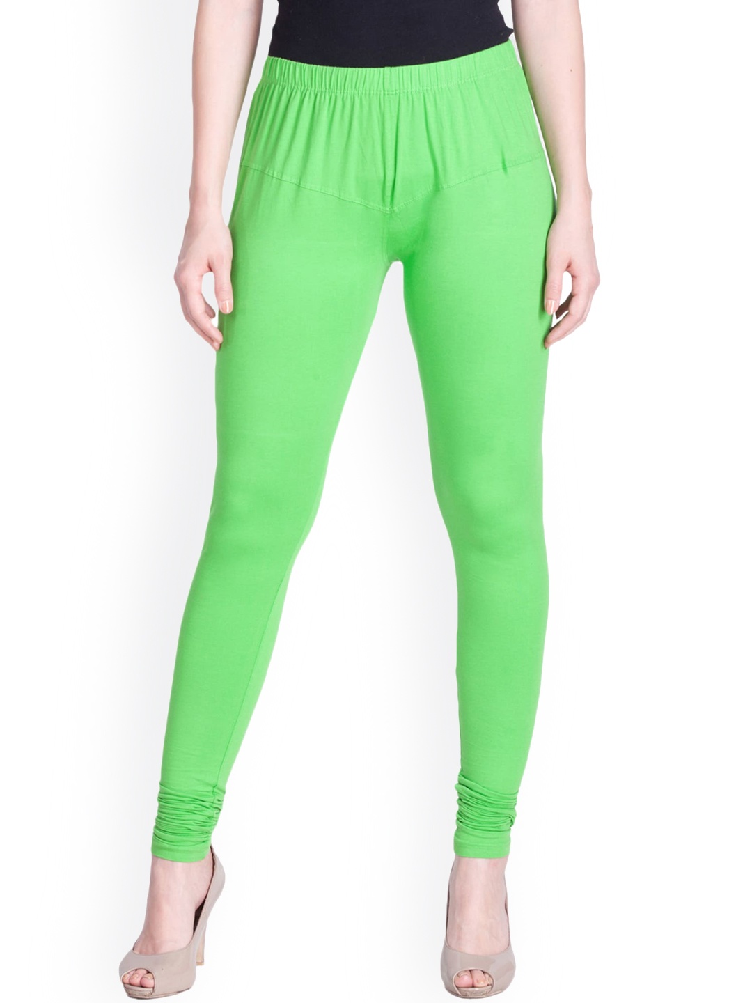 

LYRA Women Green Solid Churidar Length Leggings