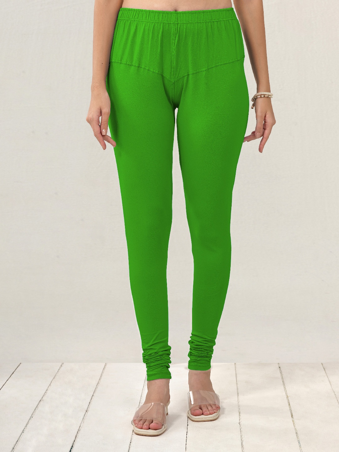 

LYRA Women Green Solid Churidar Length Leggings