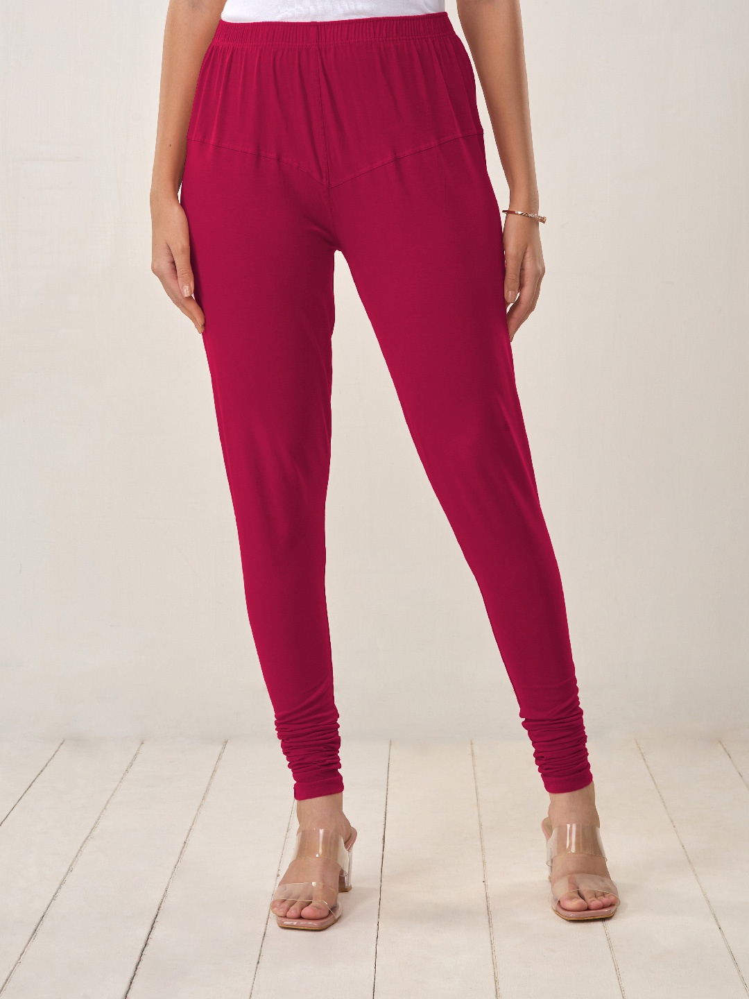 

LYRA Women Pink Solid Churidar Length Leggings