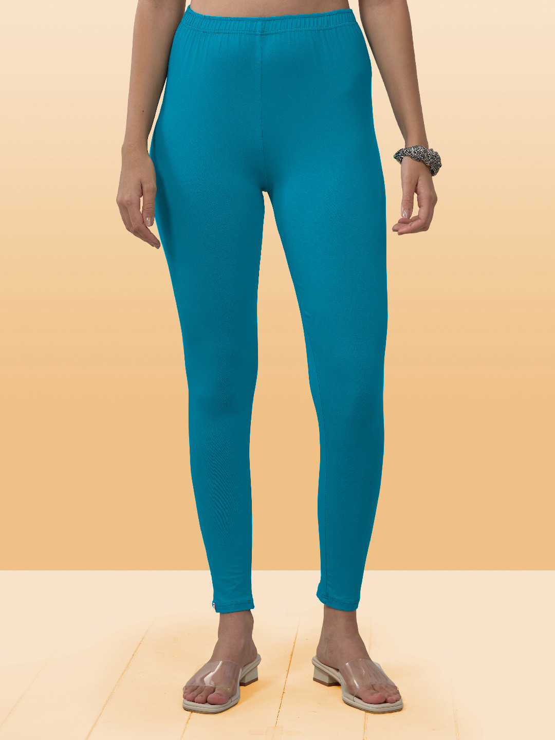 LYRA Women Blue Solid Ankle Length Leggings