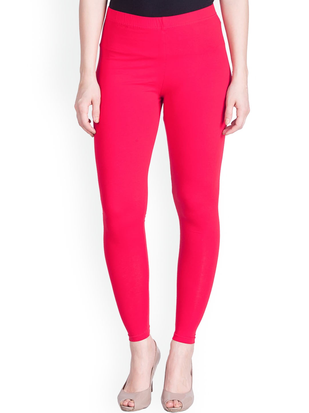 

LYRA Women Pink Solid Ankle-Length Leggings
