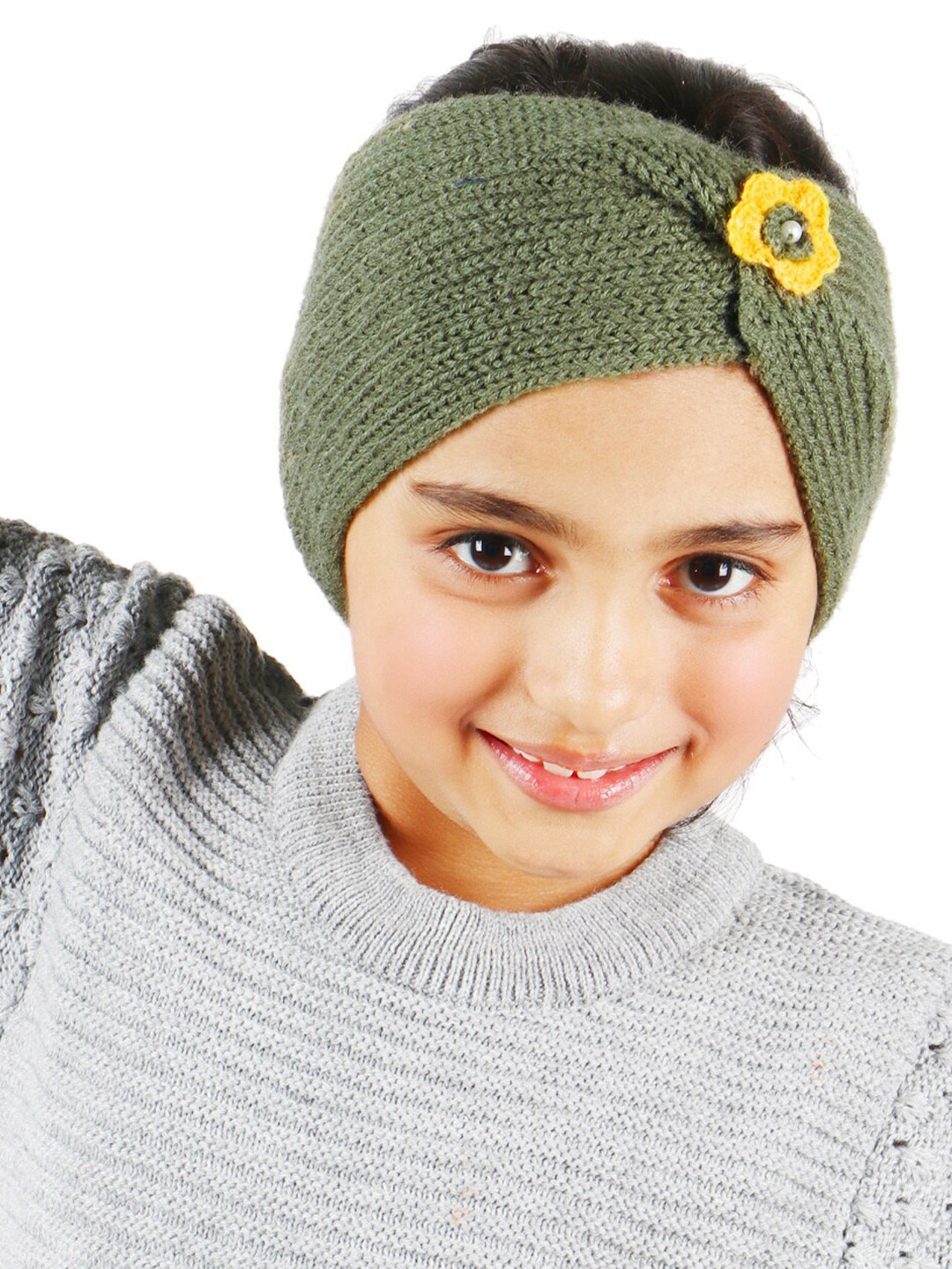 

Bharatasya Girls Green & Yellow Self Design Beanie