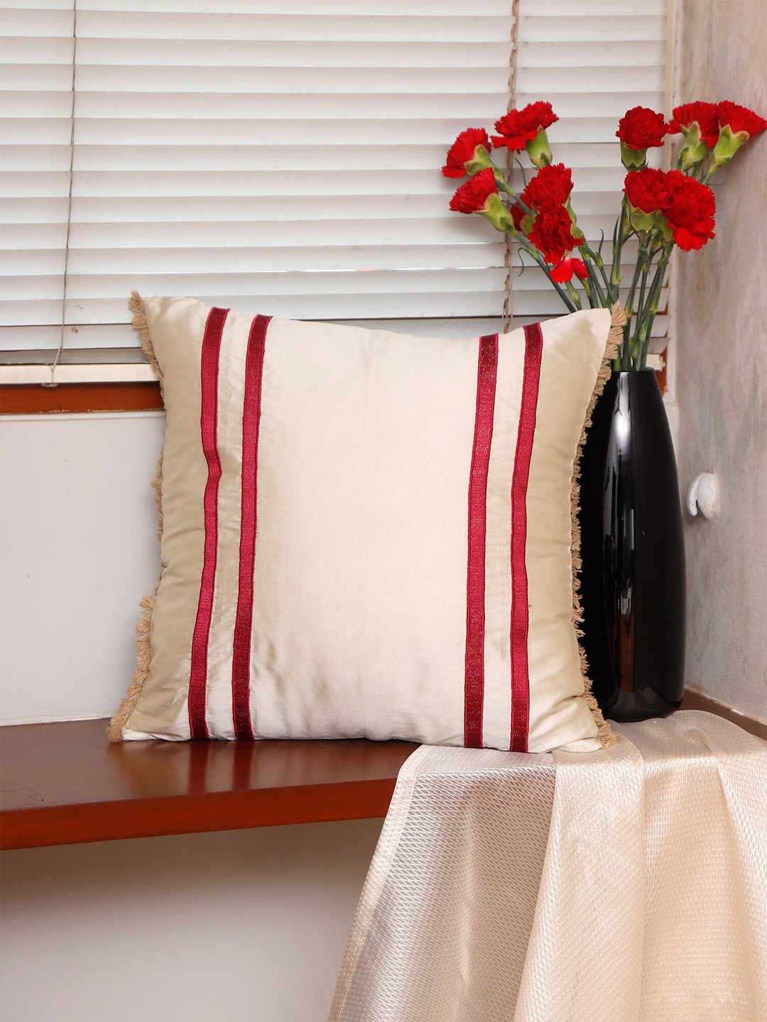 

ZEBA Off White & Red Striped Square Cushion Cover