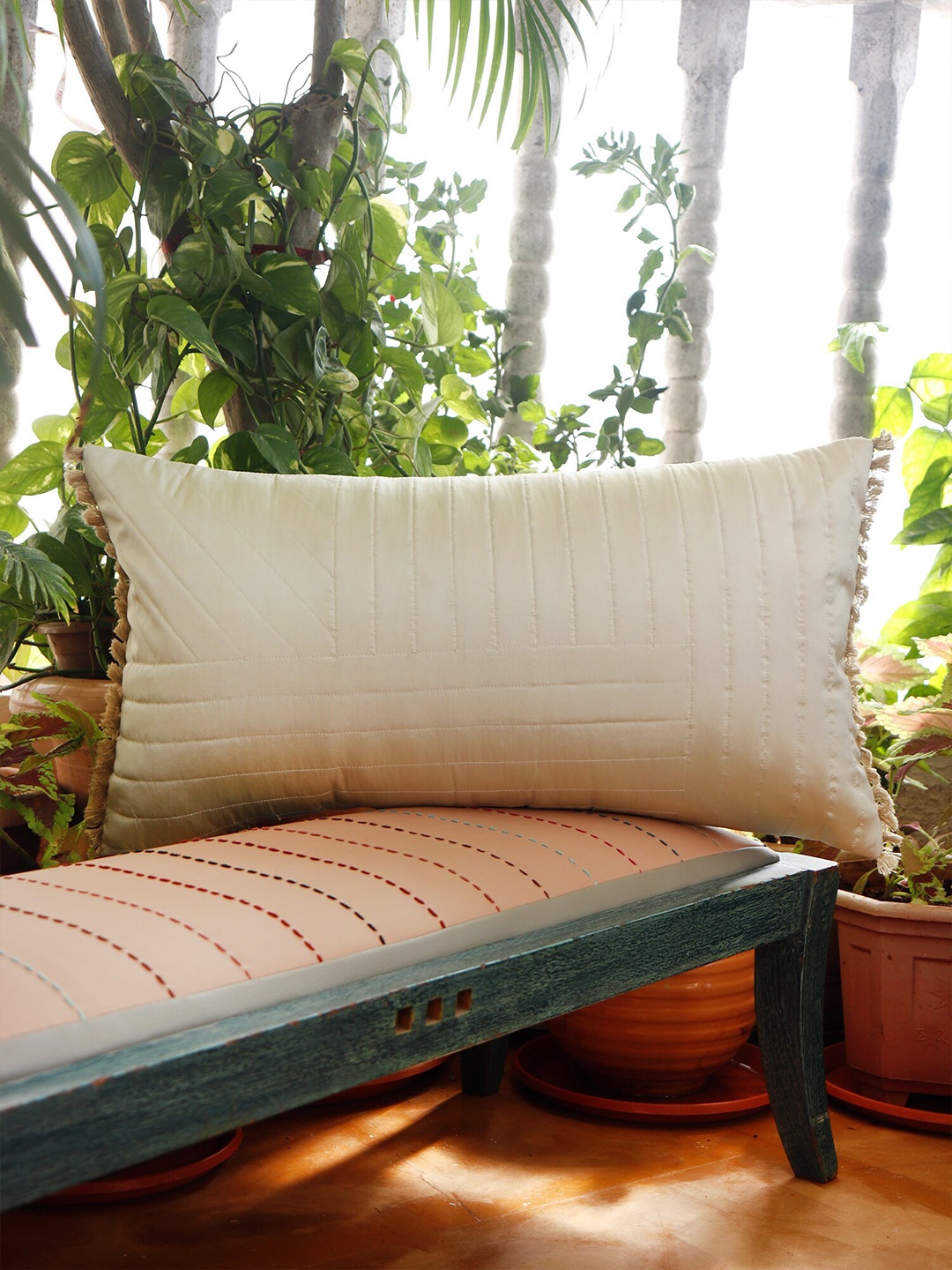 

ZEBA Off White Rectangle Cushion Cover