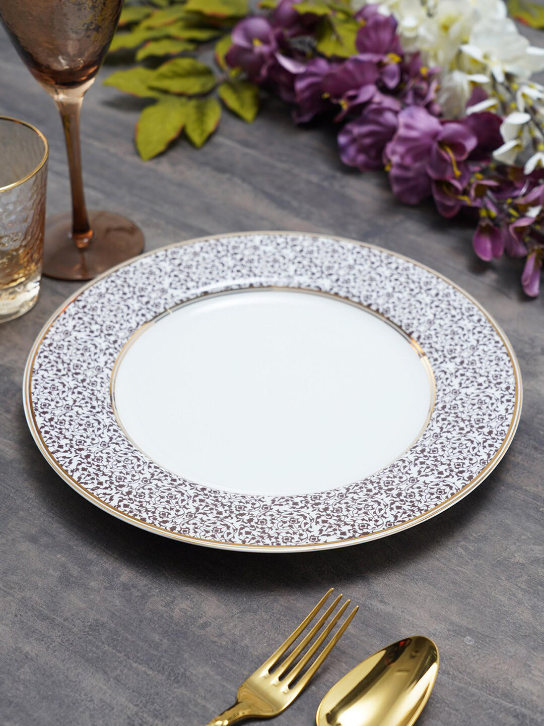 

Pure Home and Living White & Grey Printed Ceramic Matte Plate