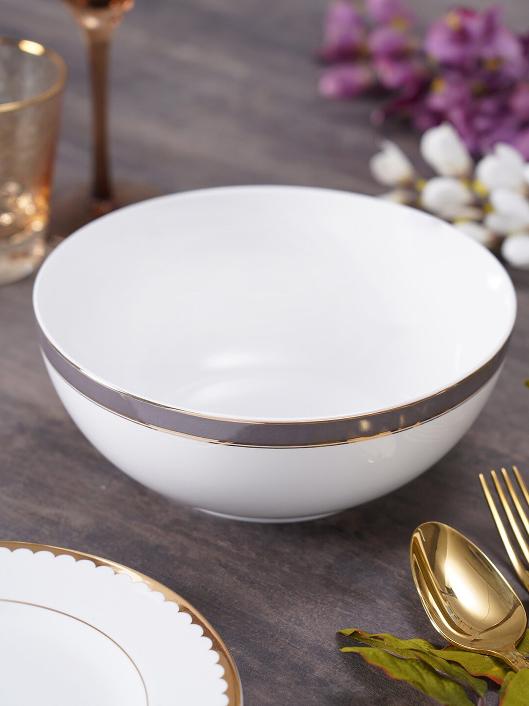 

Pure Home and Living White & Grey Solid Ceramic Matte Bowl