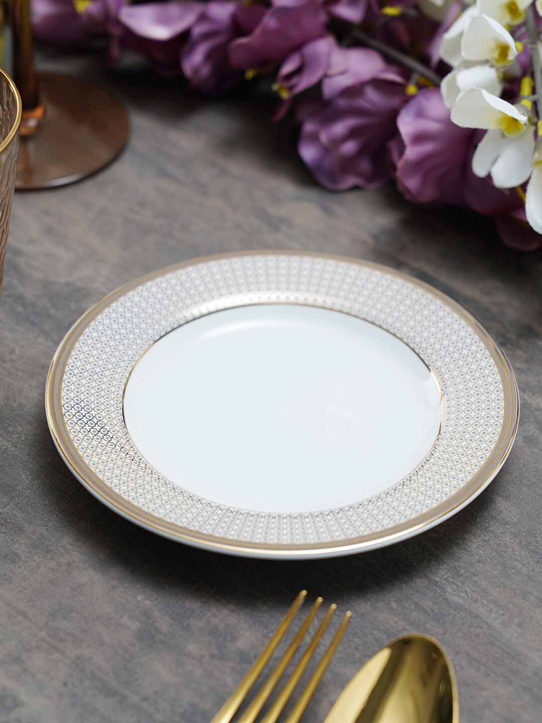 

Pure Home and Living White & Gold Printed Ceramic Glossy Plate