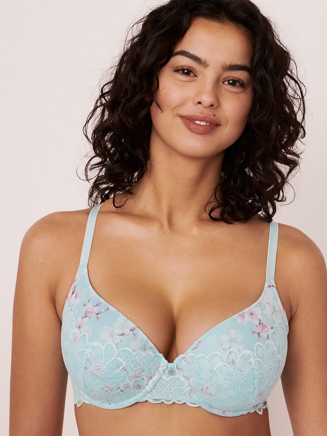 

La Vie en Rose Blue & Pink Floral Printed Bra Underwired Lightly Padded