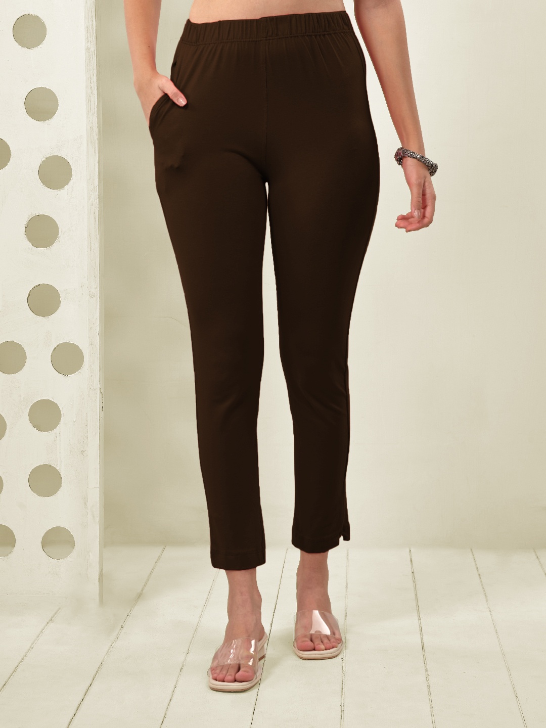 

LYRA Women Brown Smart Solid Trouser