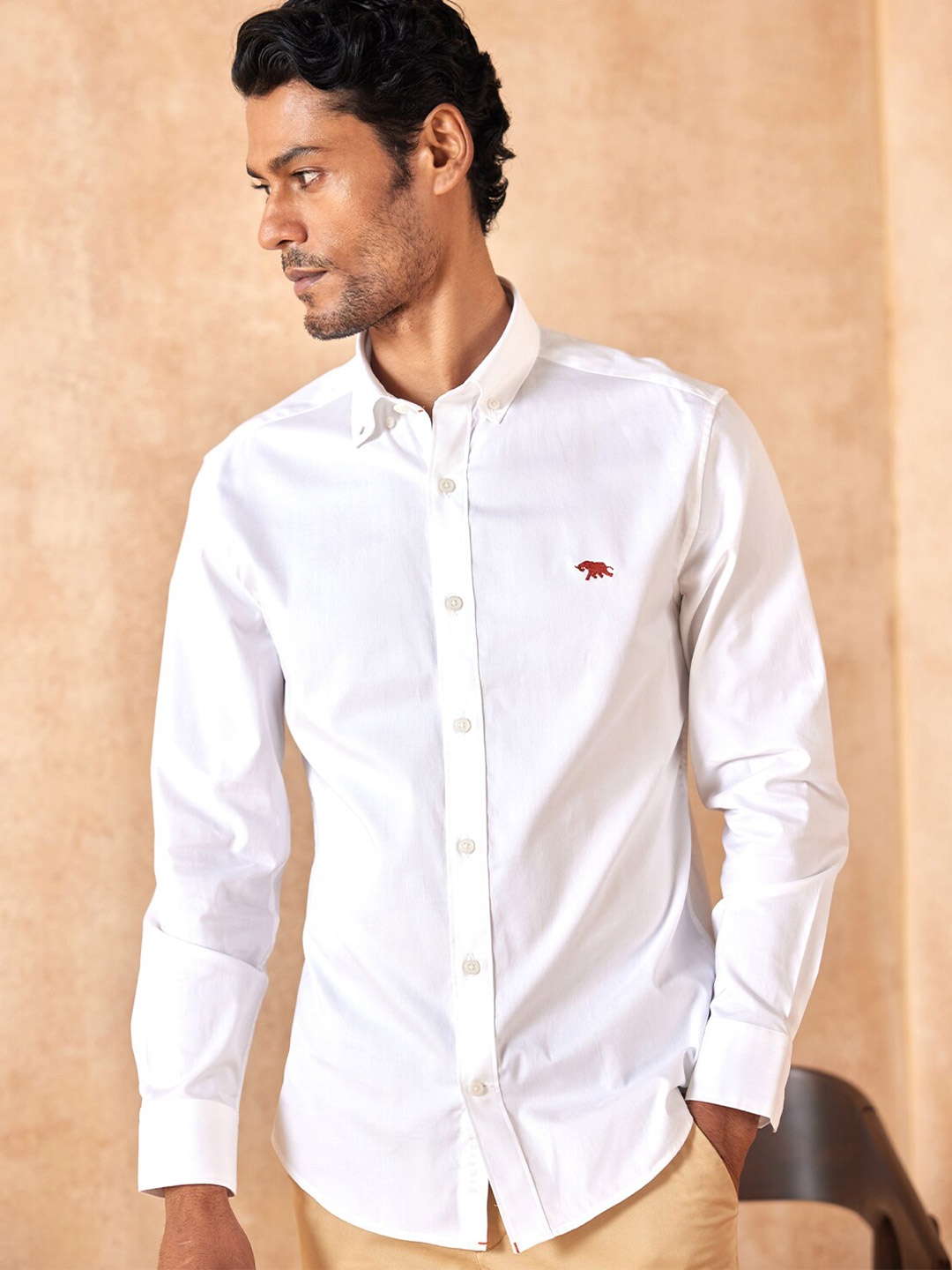 

Andamen Men White Classic Cotton Casual Shirt