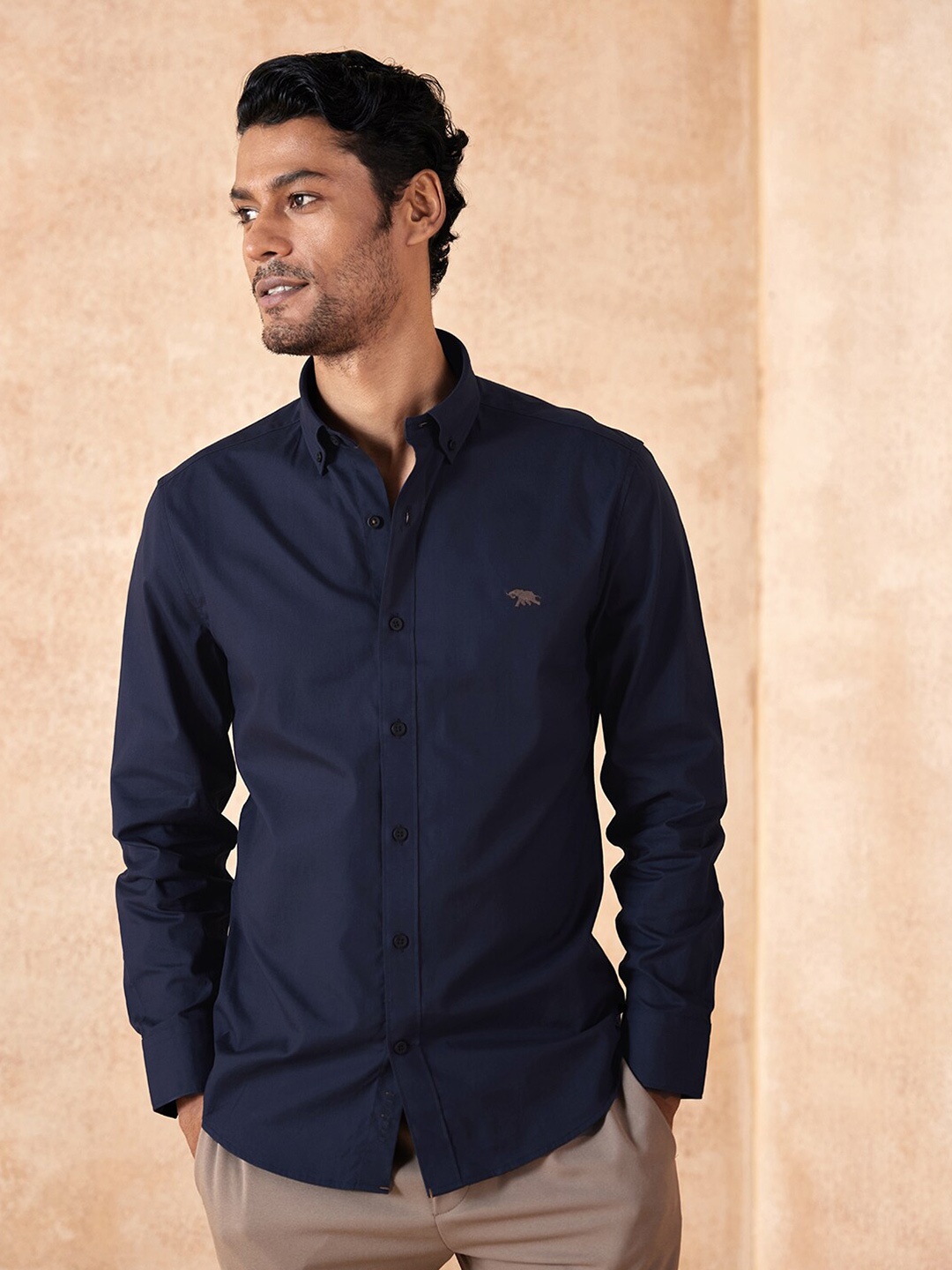 

Andamen Men Blue Classic Slim Fit Casual Shirt