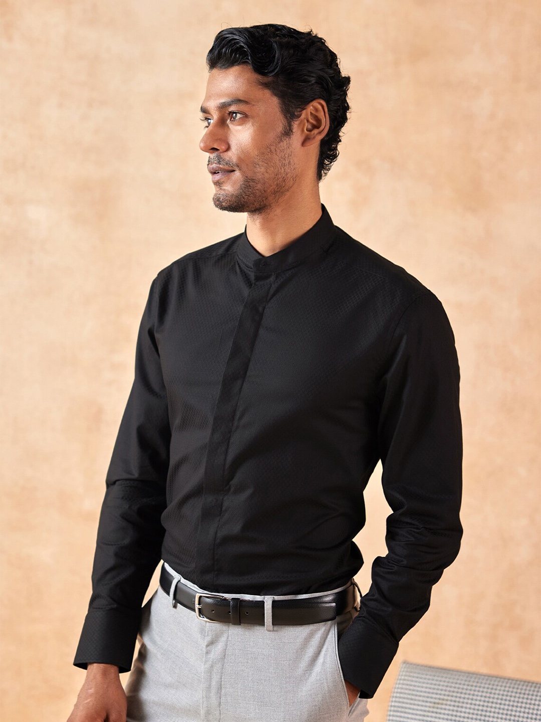 

Andamen Men Black Classic Casual Cotton Shirt