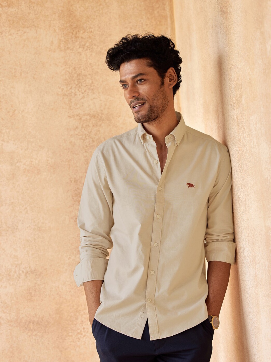 

Andamen Men Beige Classic Casual Cotton Shirt