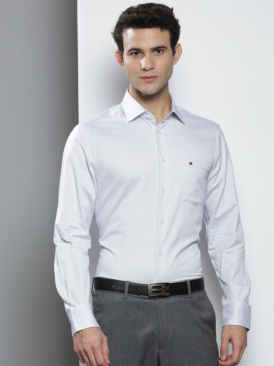 

Tommy Hilfiger Men White Cotton Printed Formal Shirt