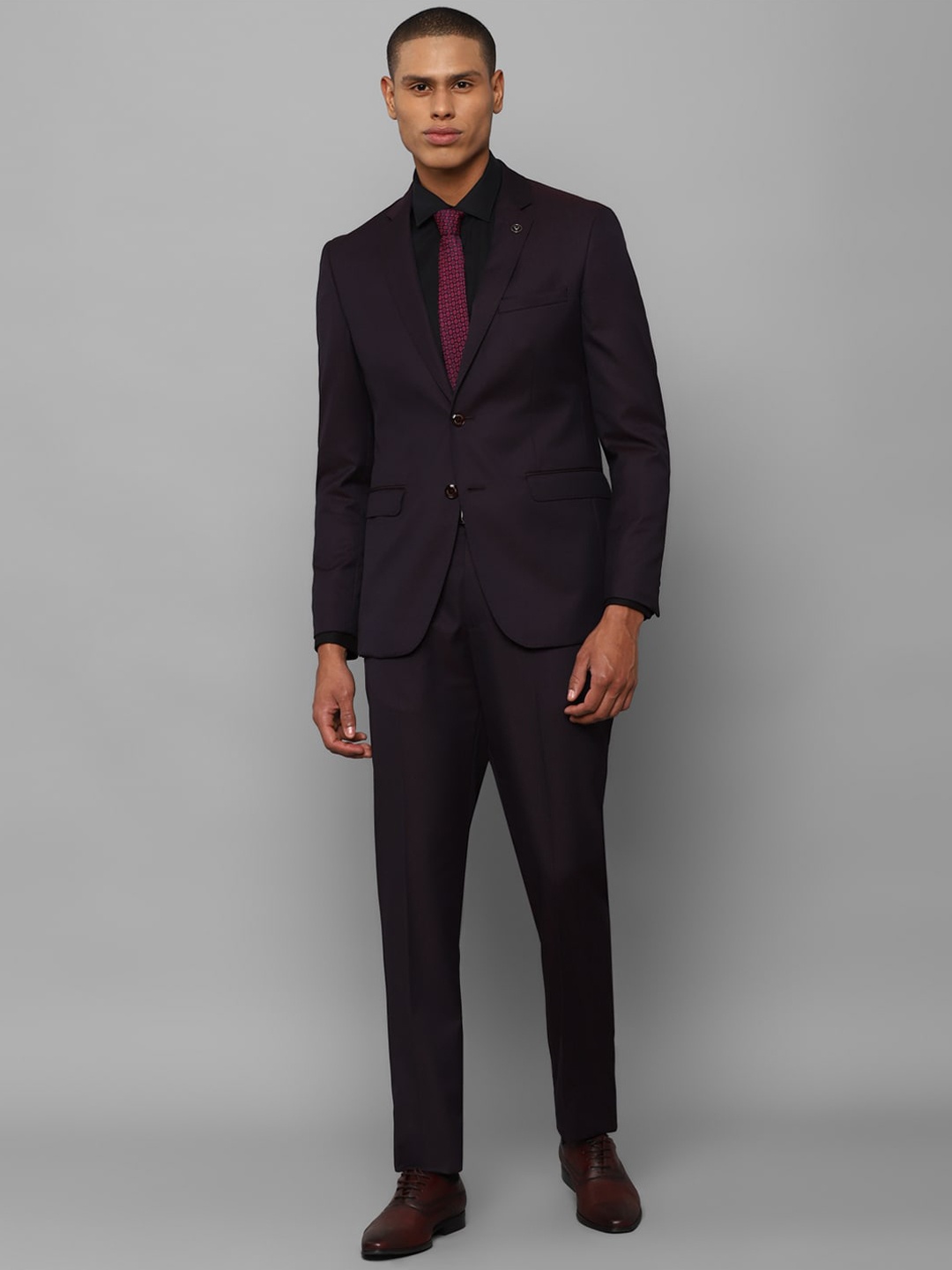 

Allen Solly Men Purple Solid Slim-Fit Single-Breasted Two-Piece Formal Suit