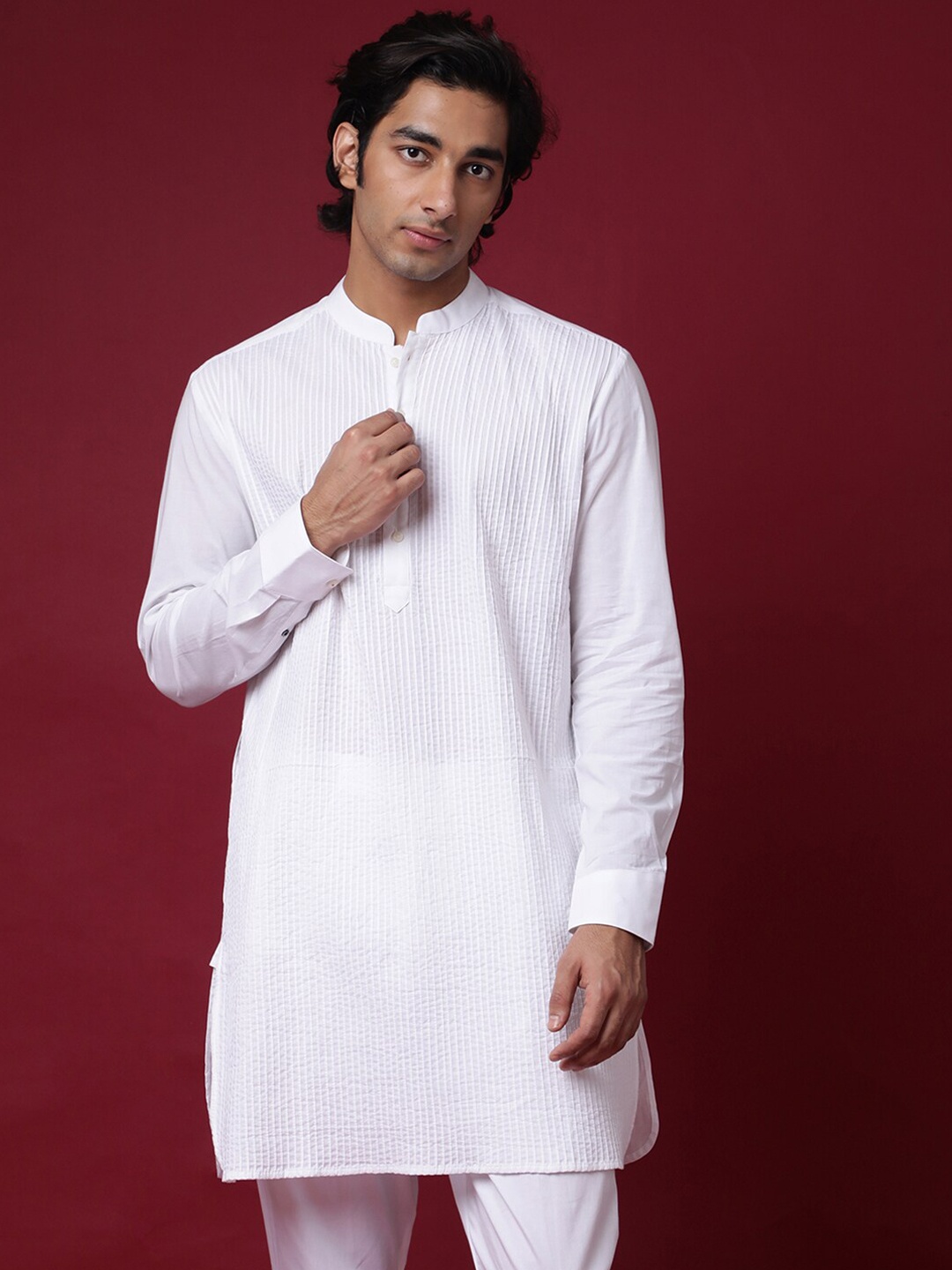 

RARE RABBIT Men Pintuck-1 Regular Fit Mandarin Kurta, White