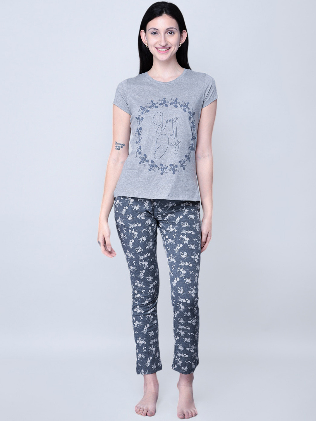 

LYRA Women Grey & White Printed Pure Cotton Night suit