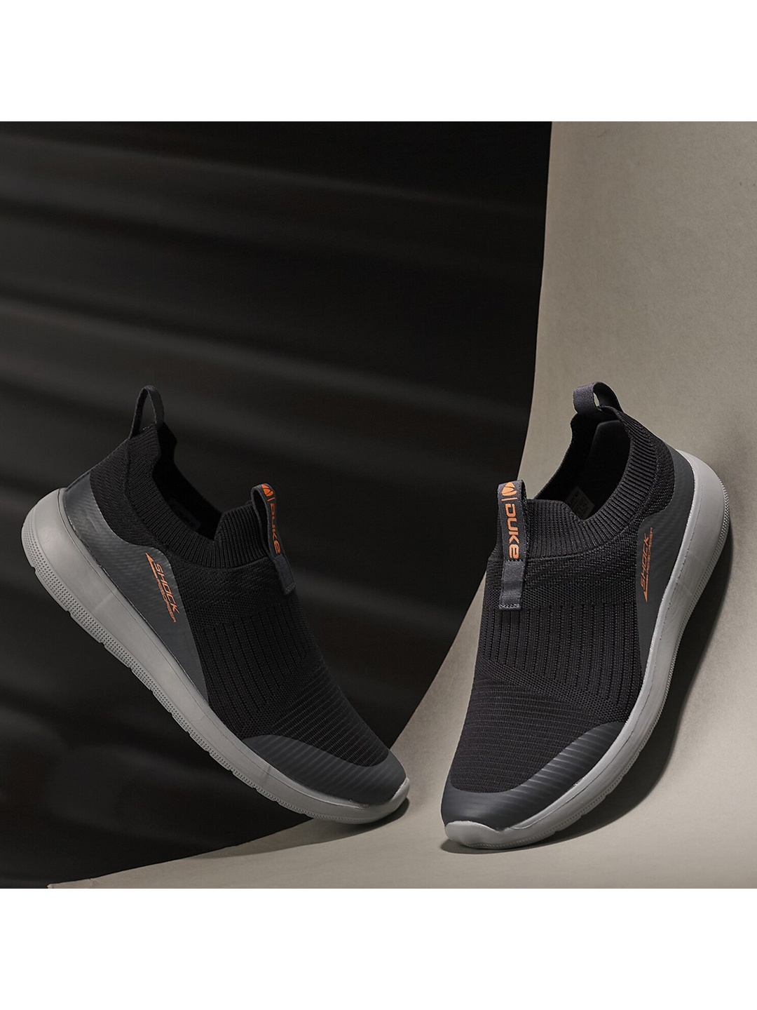 

Duke Men Grey Textile Walking Shoes