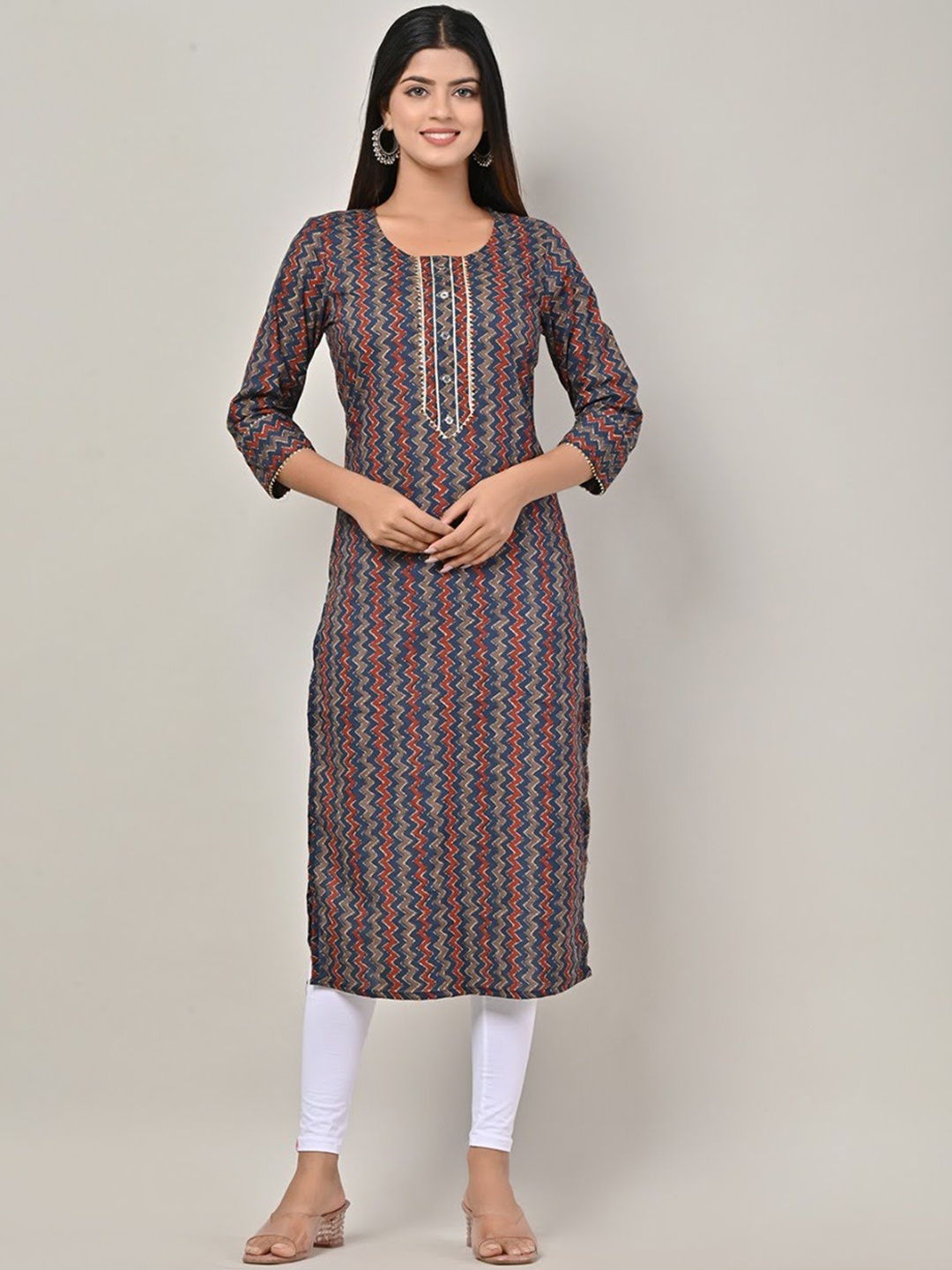 

Swasti Women Blue & Maroon Geometric Printed Kurta