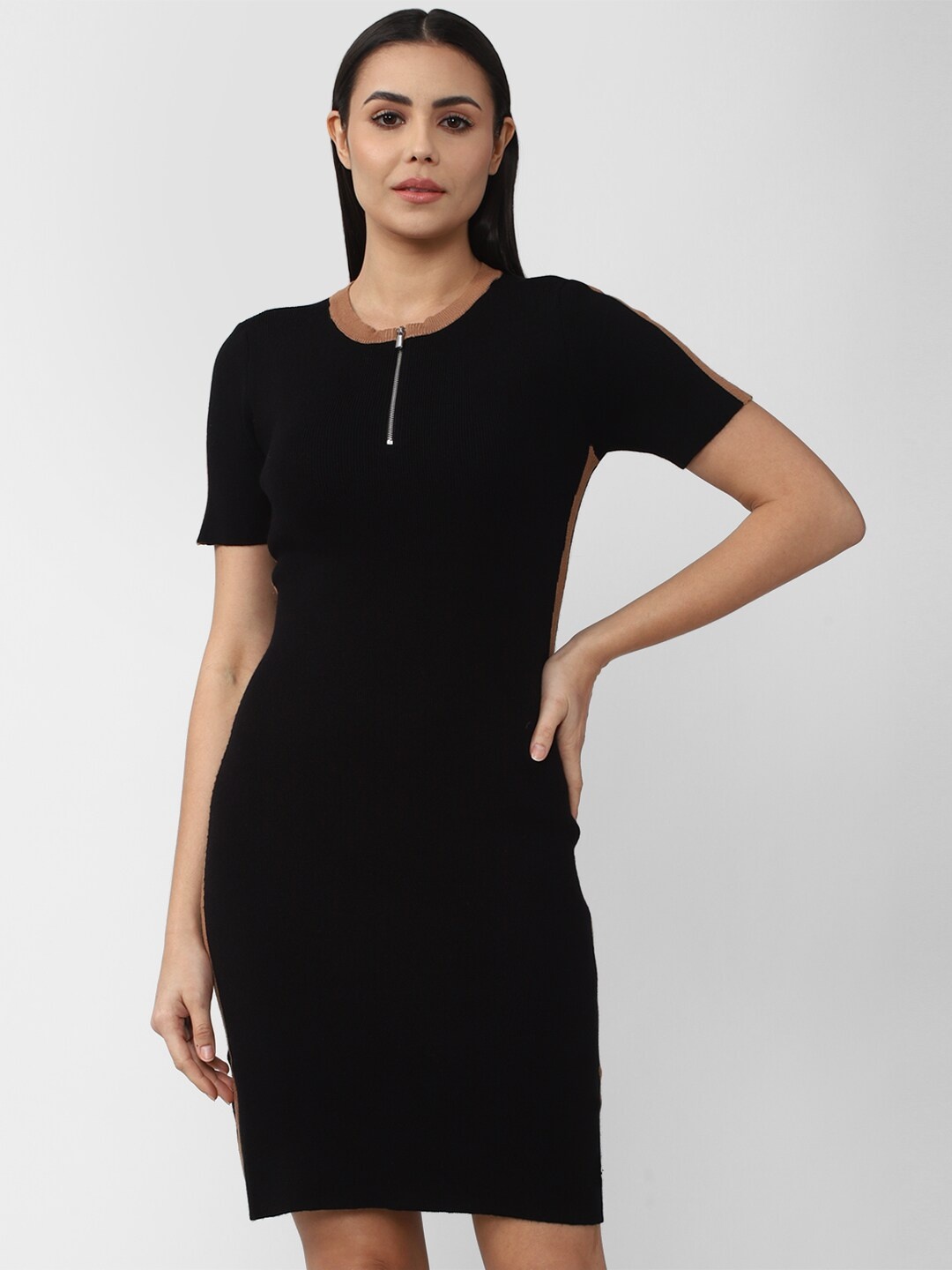 

Van Heusen Woman Black Solid Sheath Dress