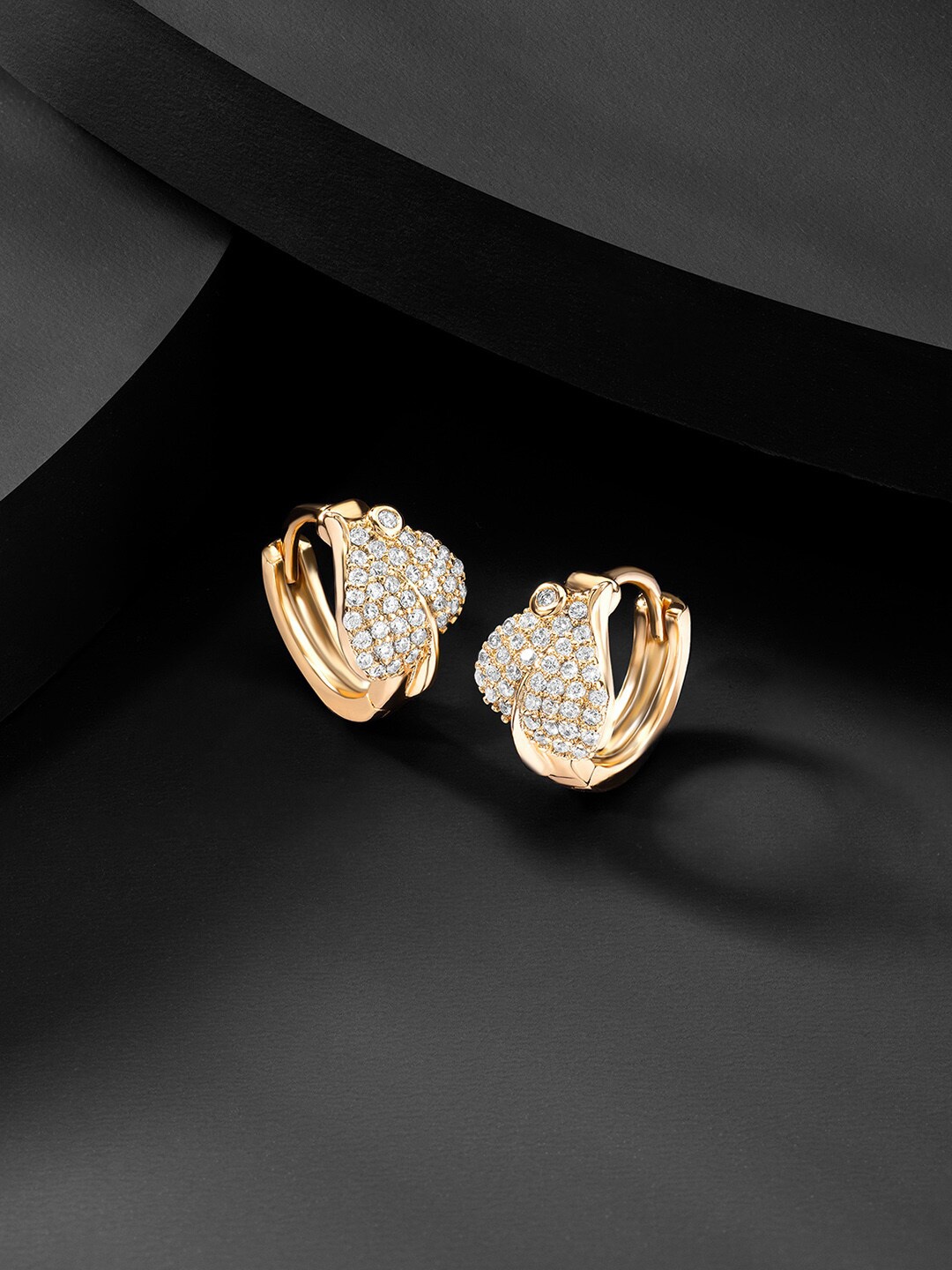 

Peora Gold-Toned & White Contemporary Studs Earrings