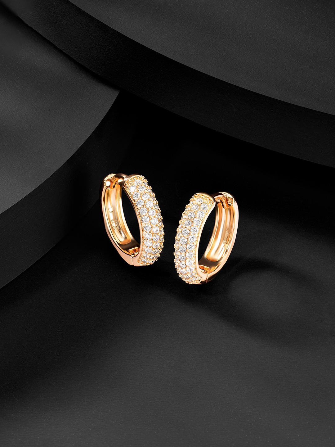 

Peora Gold-Toned & White Contemporary Studs Earrings