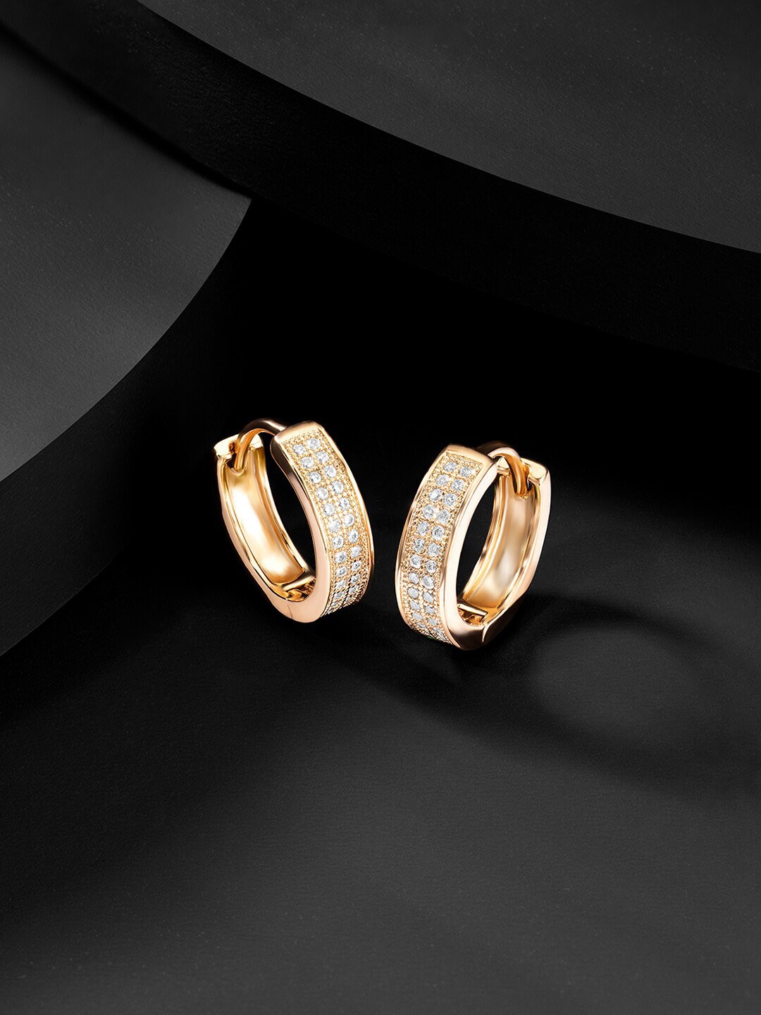 

Peora Gold-Toned & White Contemporary Studs Earrings