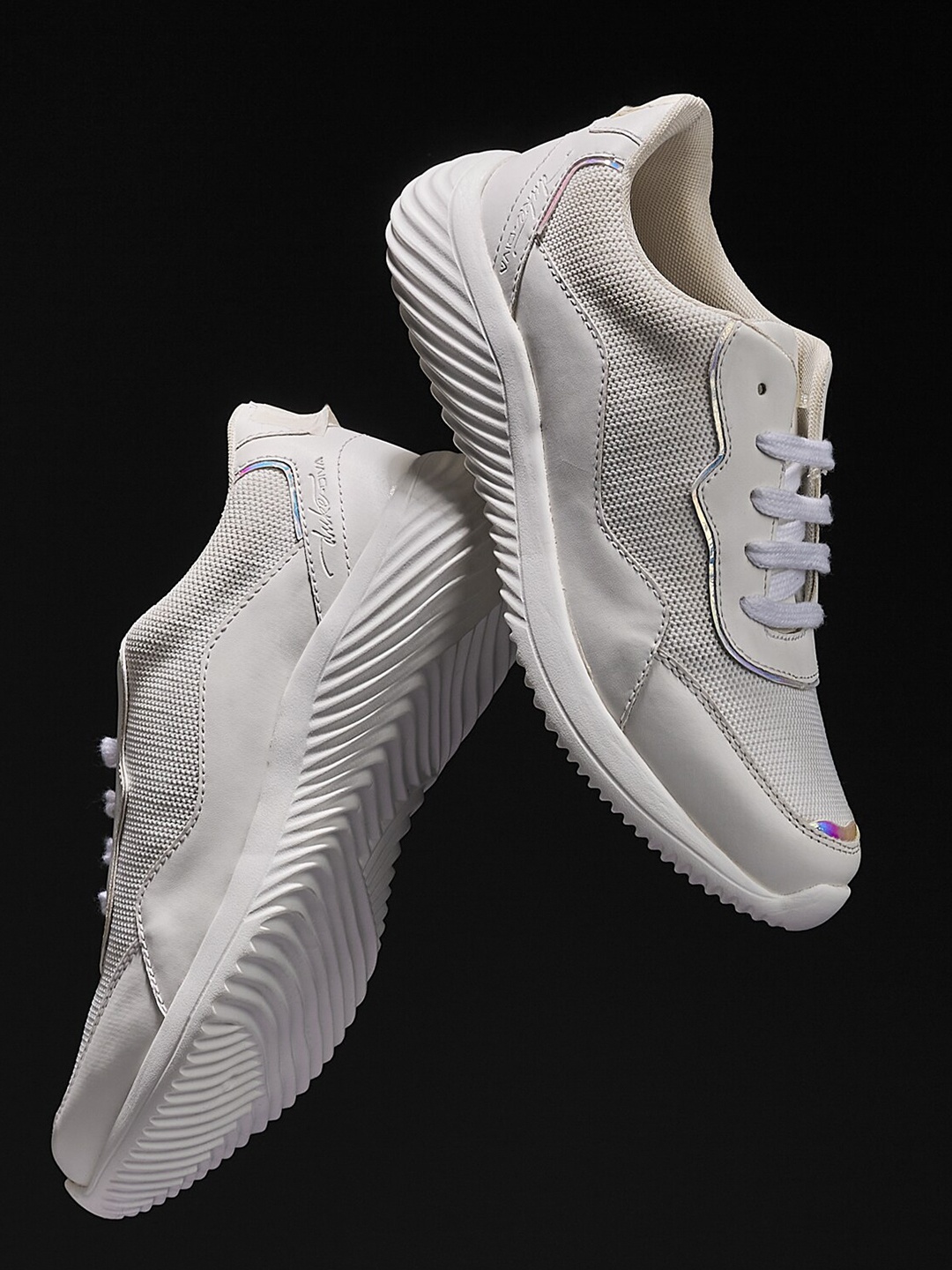 

Duke Women White Mesh Running Shoes